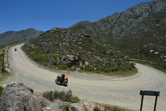 Bikers on the way to Swartberg pass