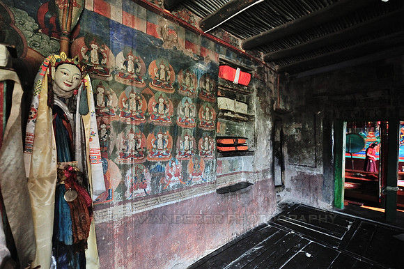 Old tibetan buddhist wall paintings