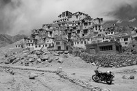Royal Enfield Classic 500 in front of Chemrey gompa
