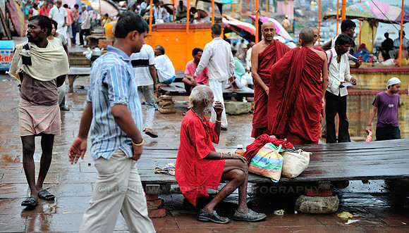 Scene from Dasaswamedh Ghat