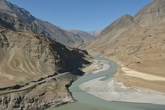 Confluence of Indus and Zanskar rivers